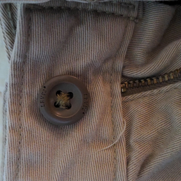 Levi's cargo shorts - Picture 2 of 6